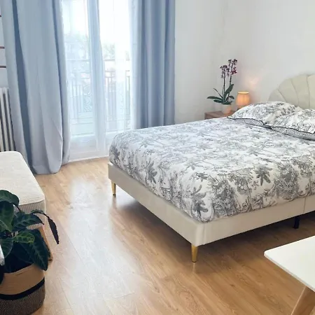 Grand Appartement, 300m Des Transports En Commun Apartment Fontenay-sous-Bois